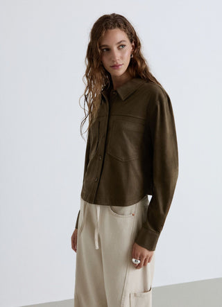 Camicia a tinta unita effetto camoscio con tasche