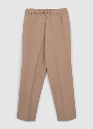 Trousers with pleats