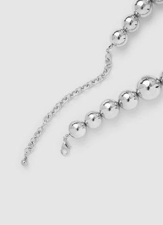 Choker necklace with beads