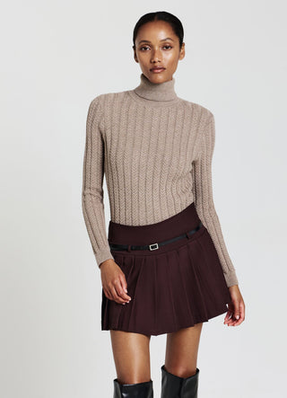 Rollkragenpullover mit Zopfmuster
