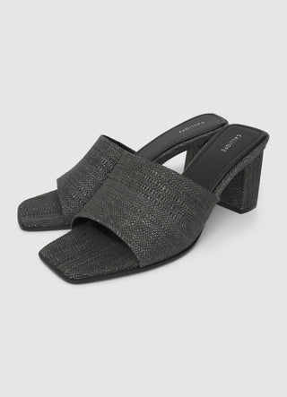STILLG-SAC0017546001-SC68-DETAIL1.jpg