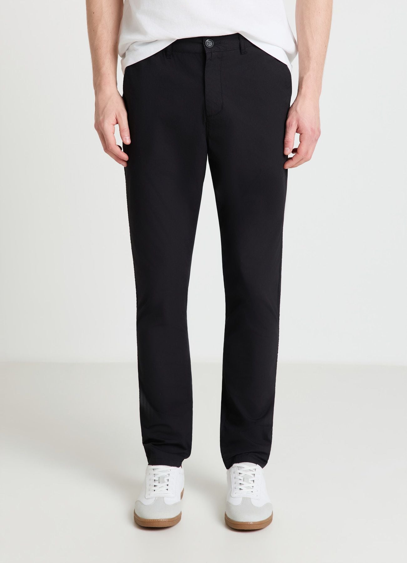 Chino trousers with an elastic waistband – Calliope