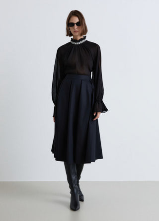 Shirt with high collar and appliqués