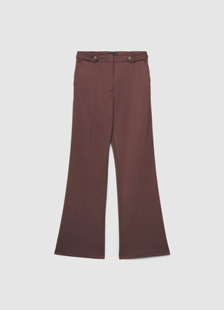 Flared Hose mit Schmuckknöpfen