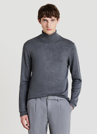 Pull à col roulé uni