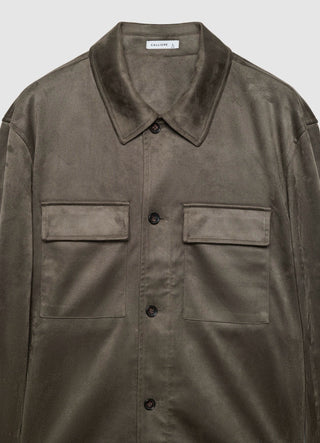 Shirt jacket with flap pockets