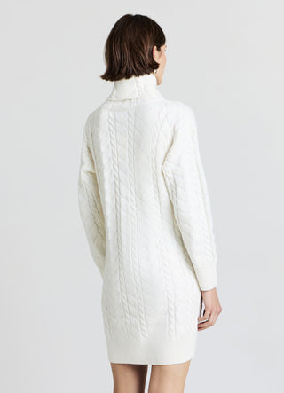 Rollkragenpullover mit Zopfmuster