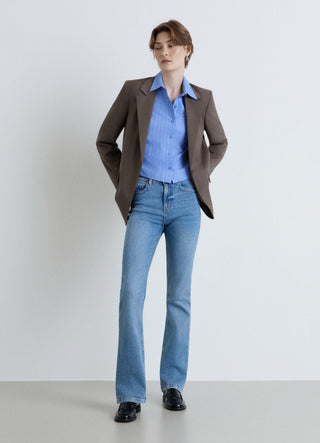 Jeans bootcut a vita media
