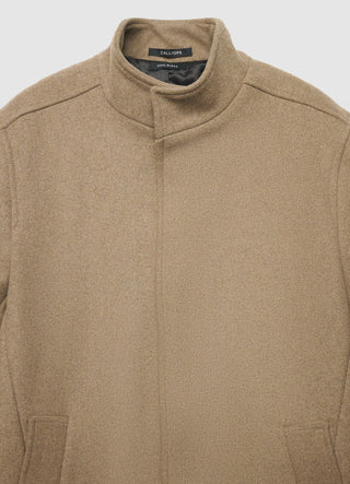 Cappotto con collo in piedi