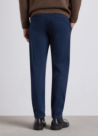 Chino pantalone sa dugmadima u struku