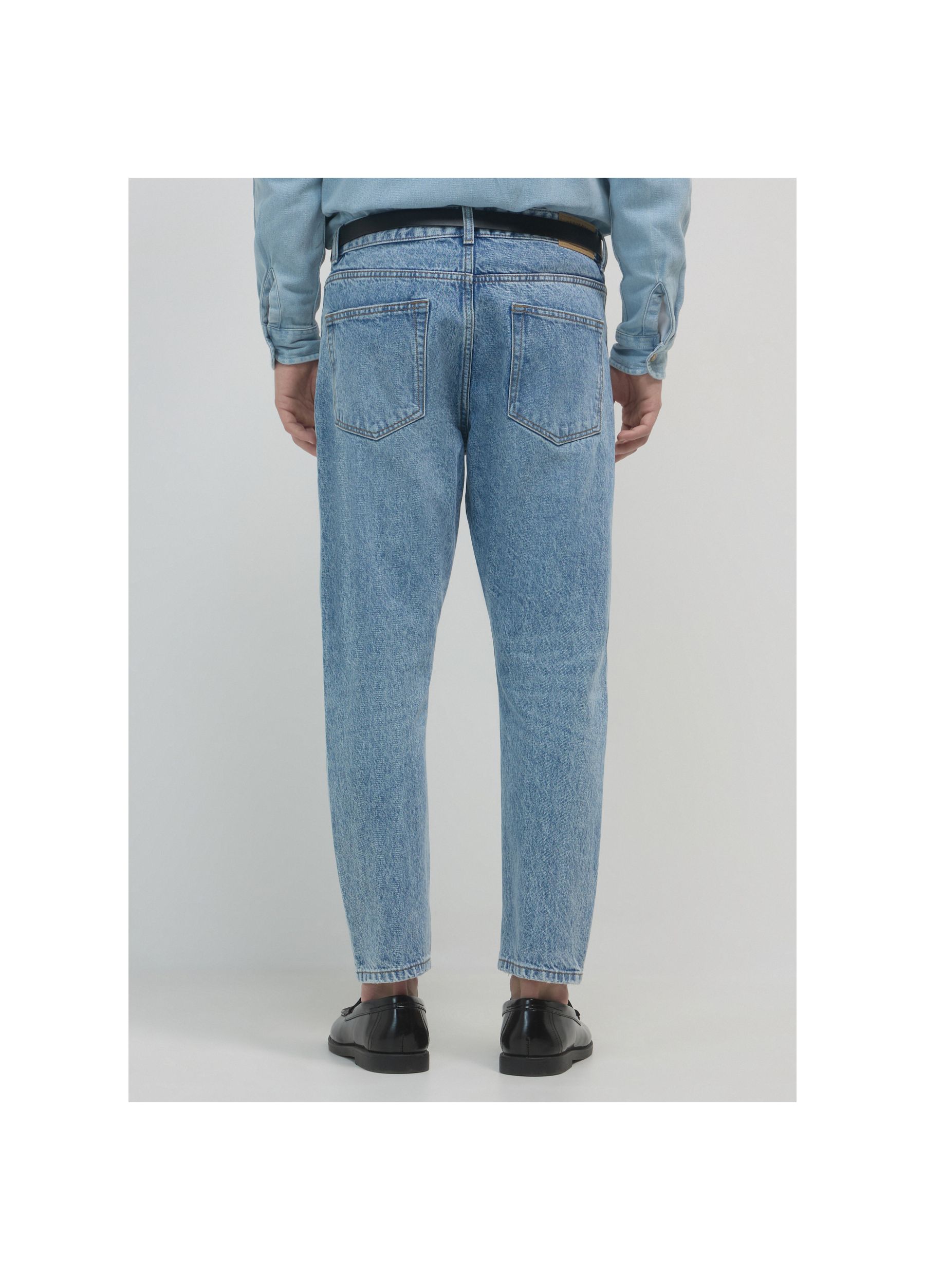 SAB0070322001S350_in_i4_010901