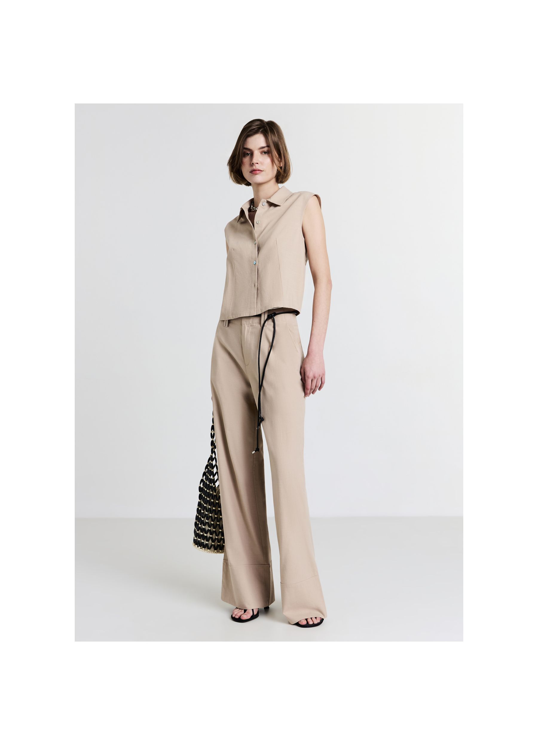 saby ベスト COMOLI camiel fortgens YOKE URU saby ベスト COMOLI camiel fortgens YOKE URU