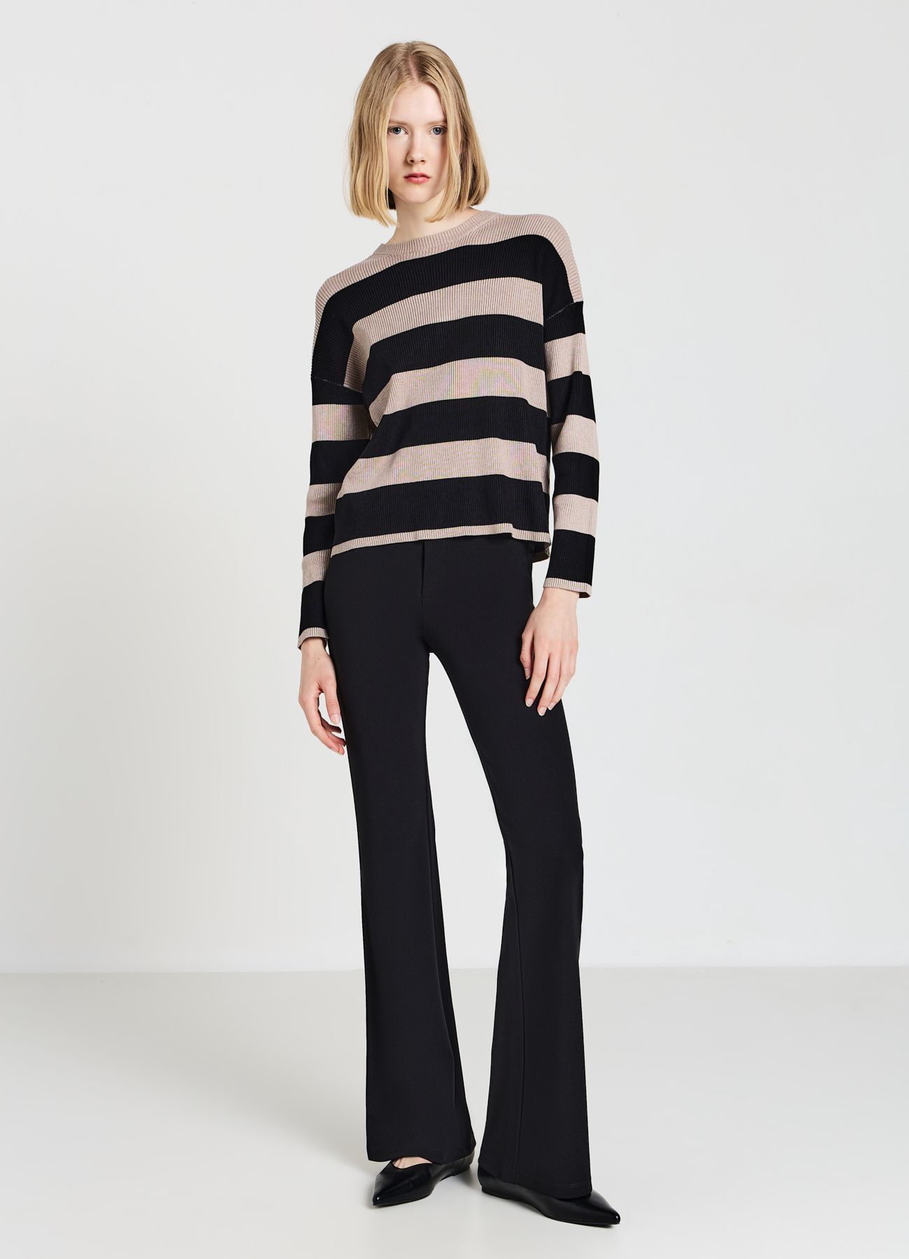 Svetre 3-5 Zena Calliope det_1