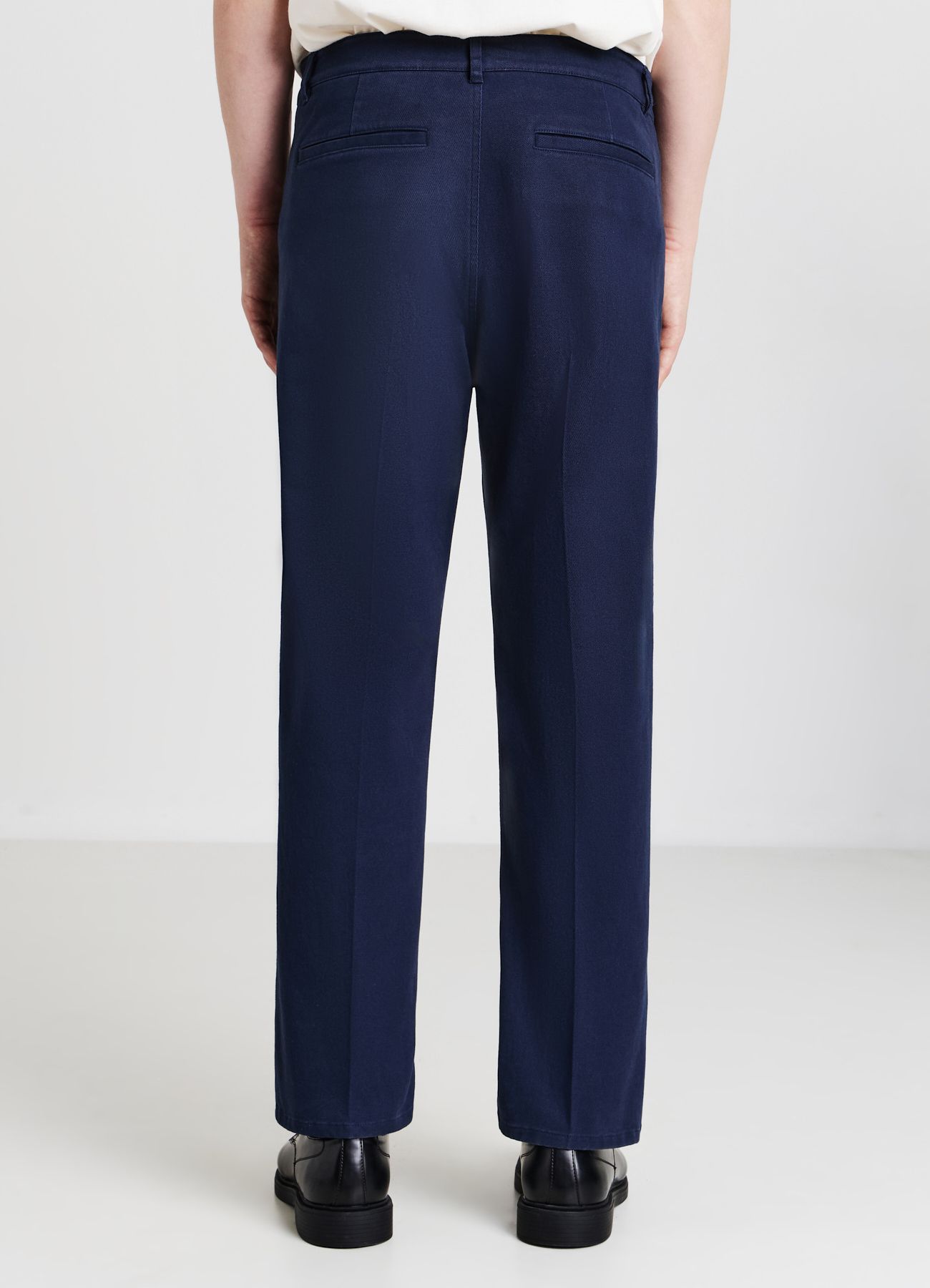 Long pants Man Calliope in_i4