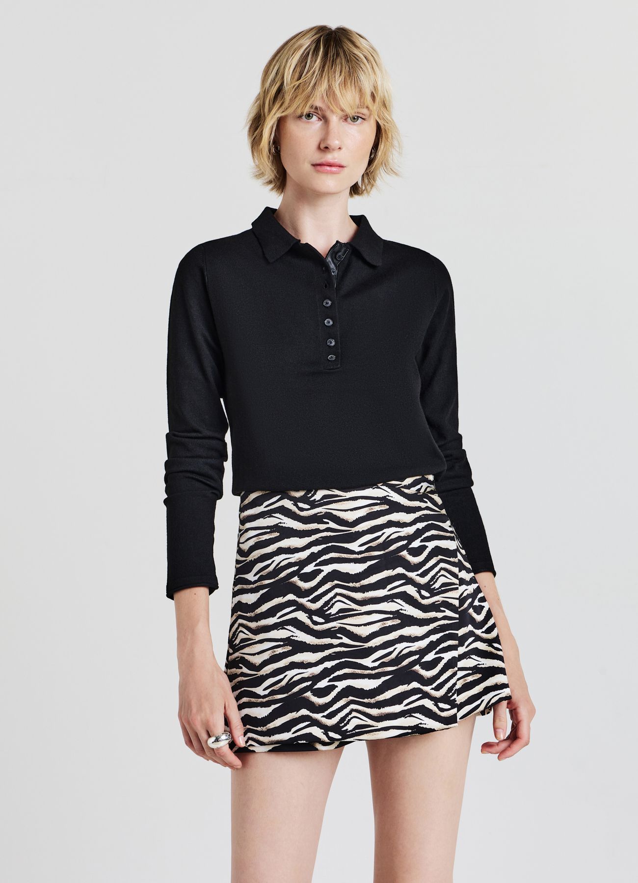 Pantalone Corto Žene Calliope det_2