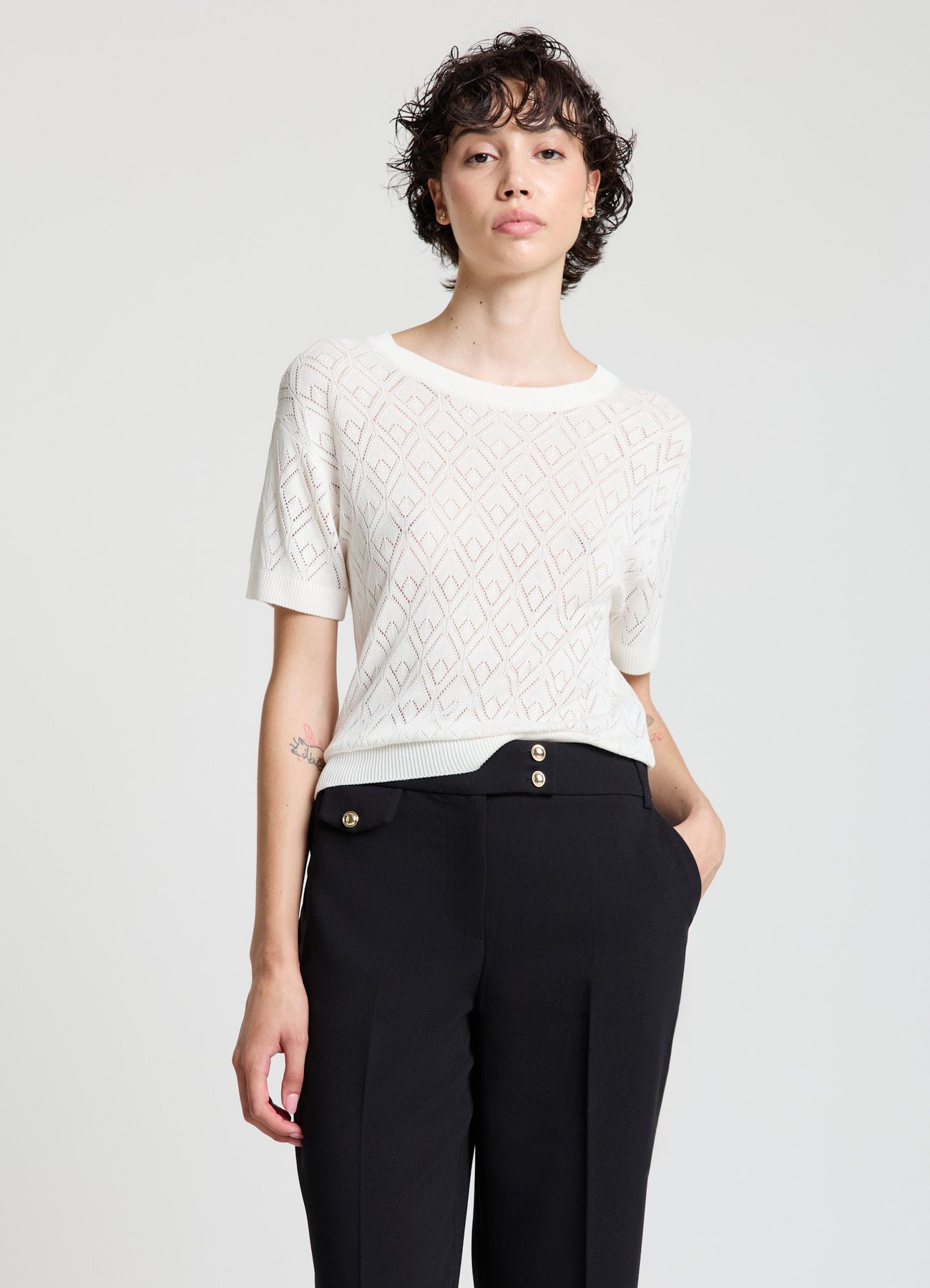 Short-sleeved T-shirt Woman Calliope det_2