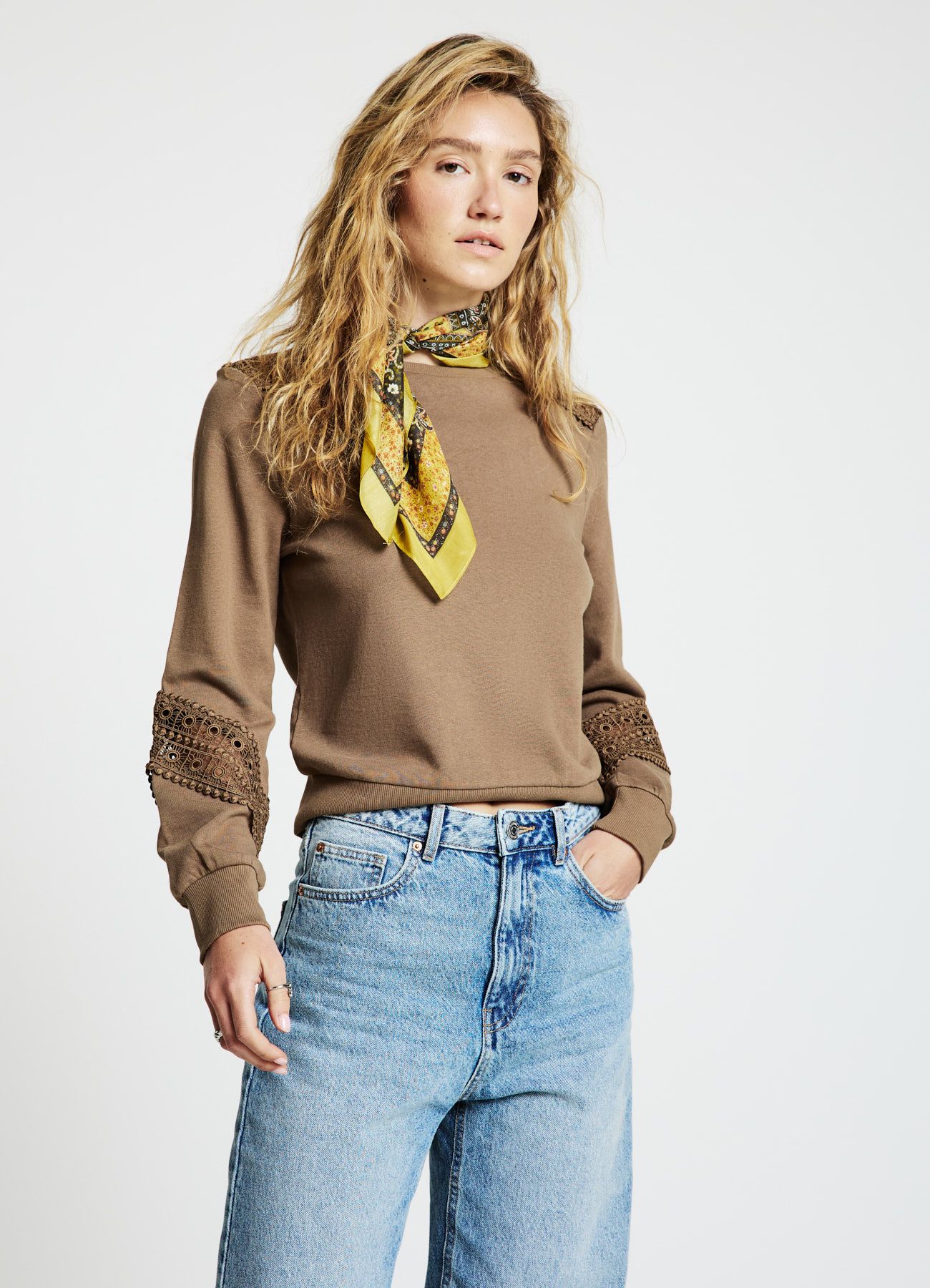 Plyš Zena Calliope det_2