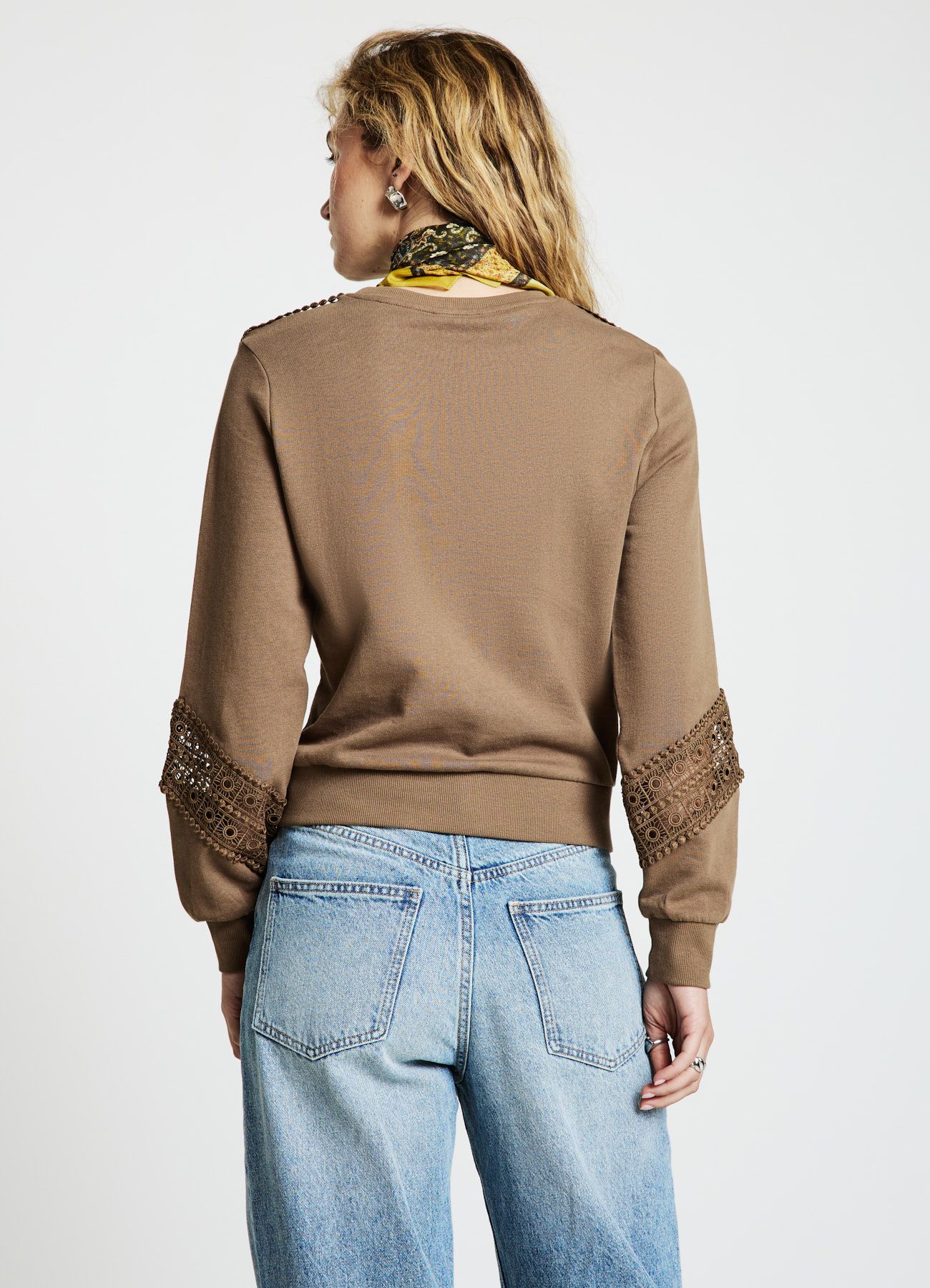 Plyš Zena Calliope in_i4