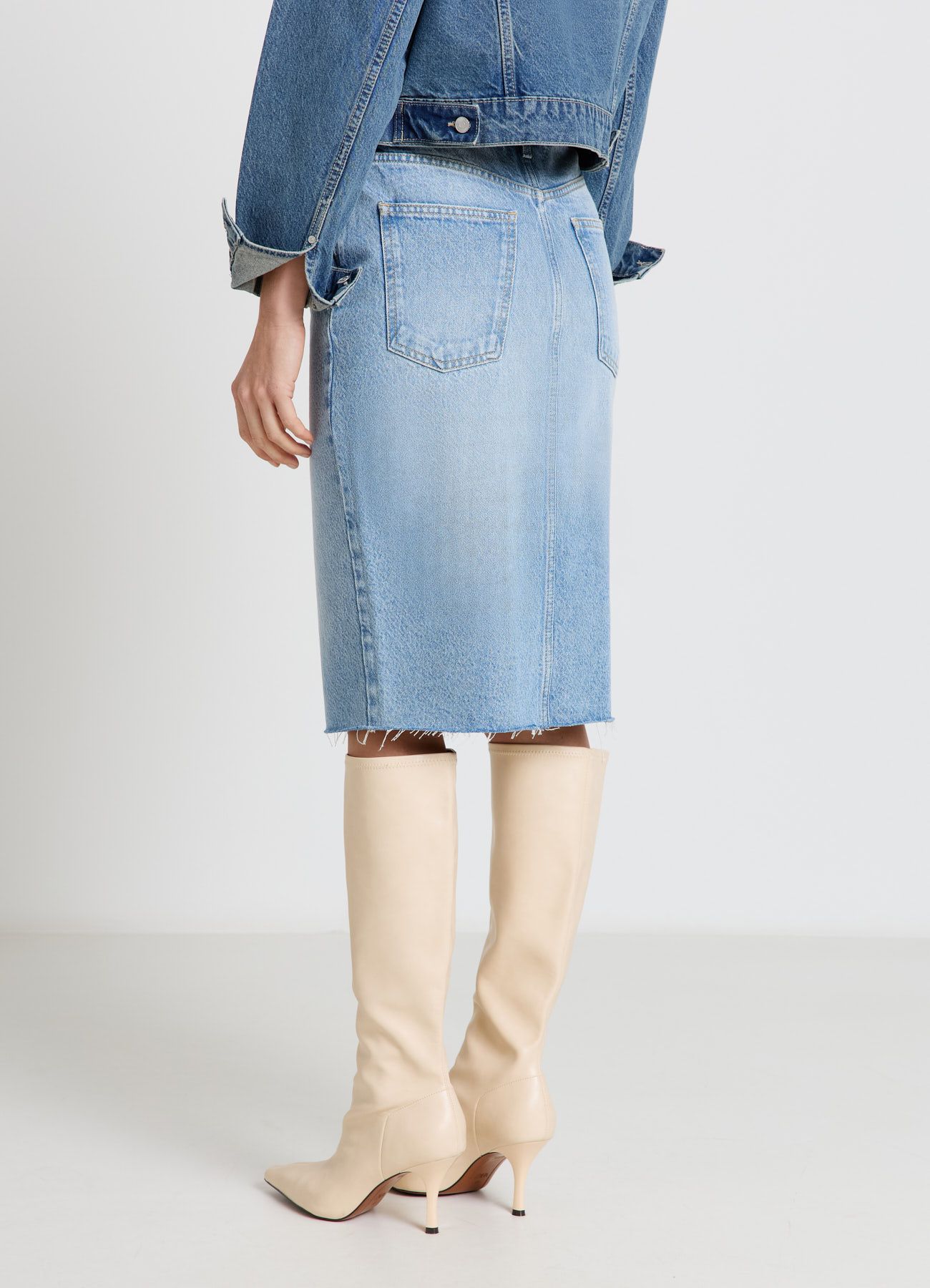 Sukna Zena Calliope in_i4