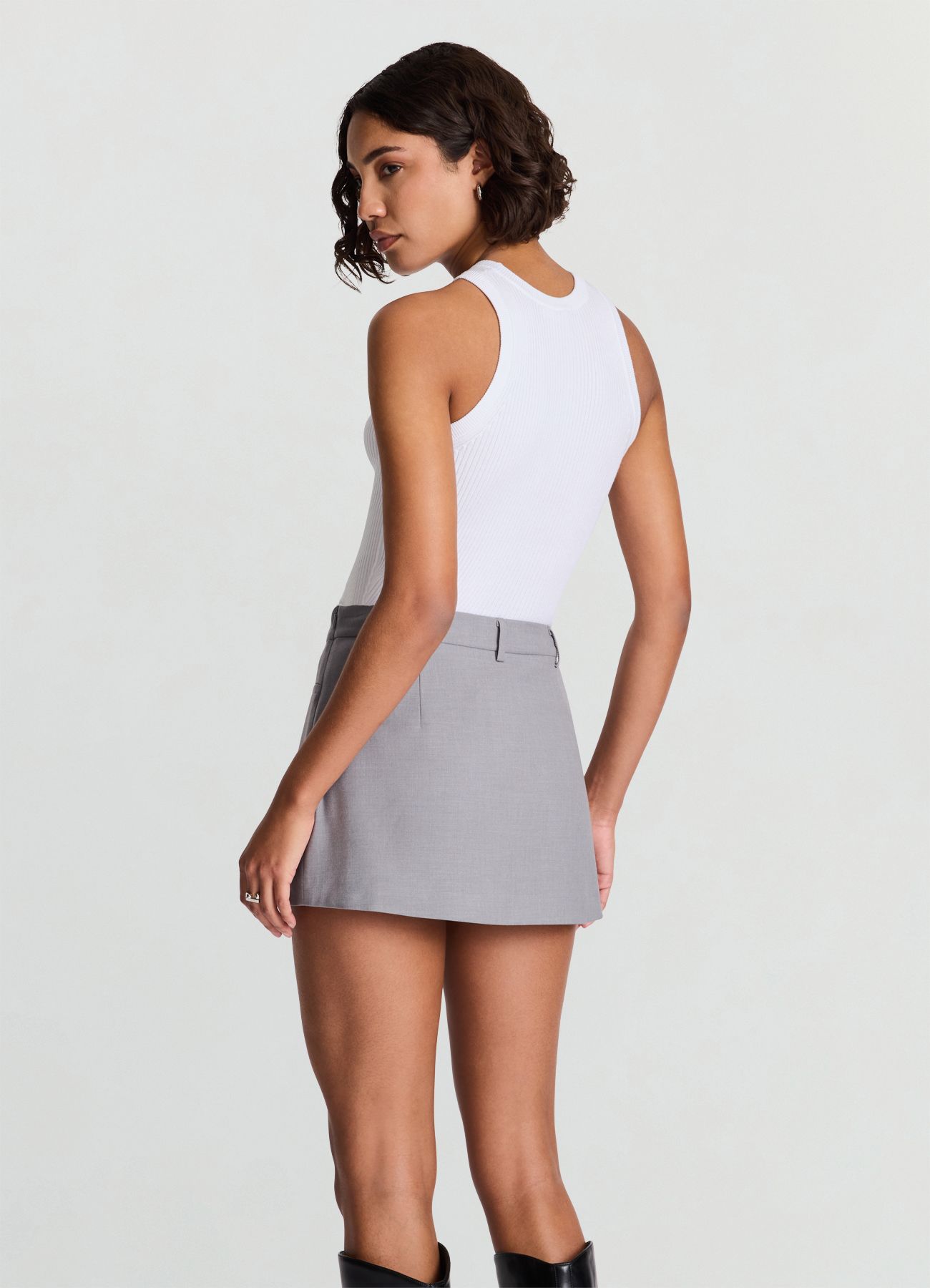 Top Woman Calliope det_3