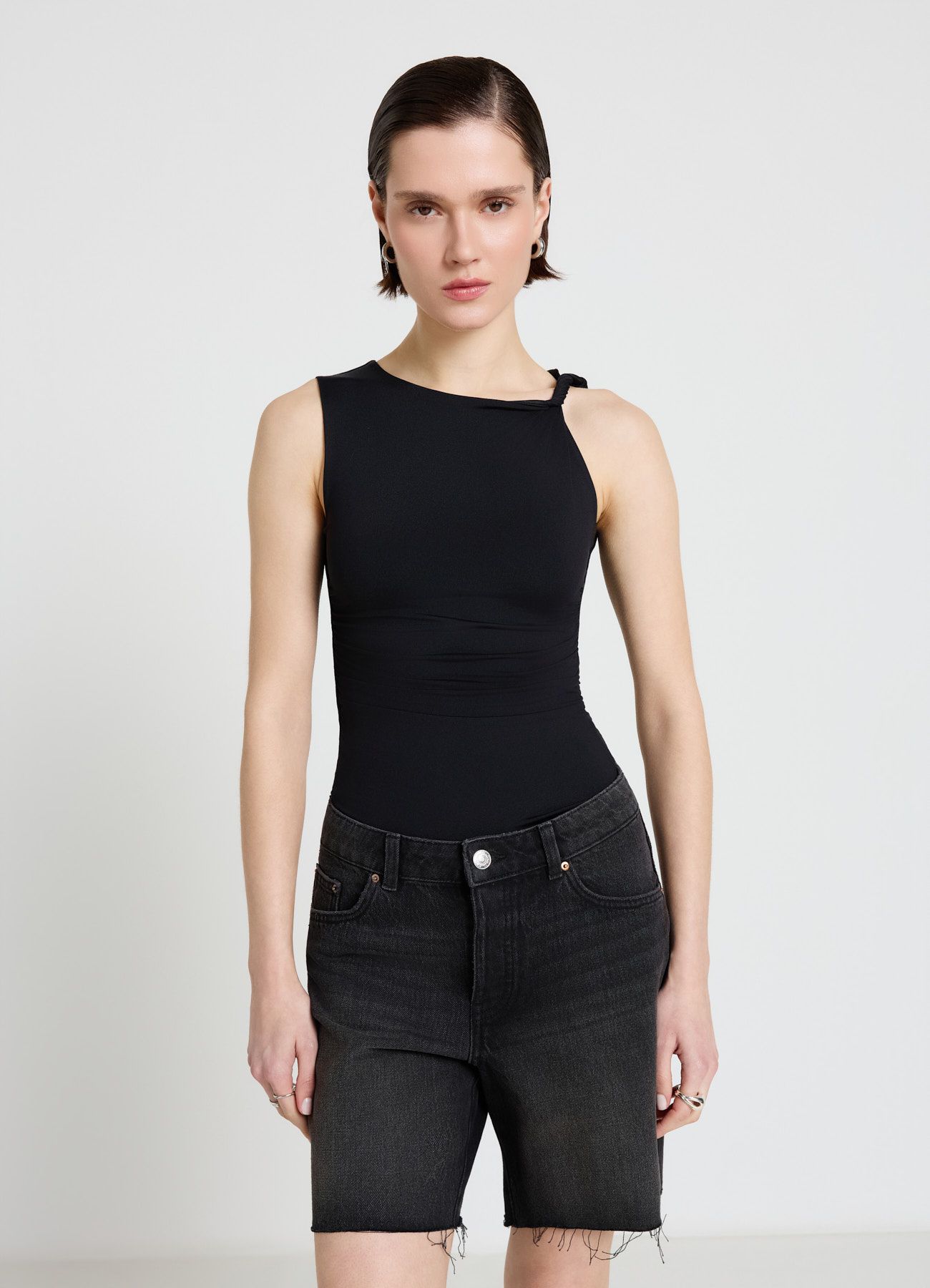 Top Woman Calliope det_2