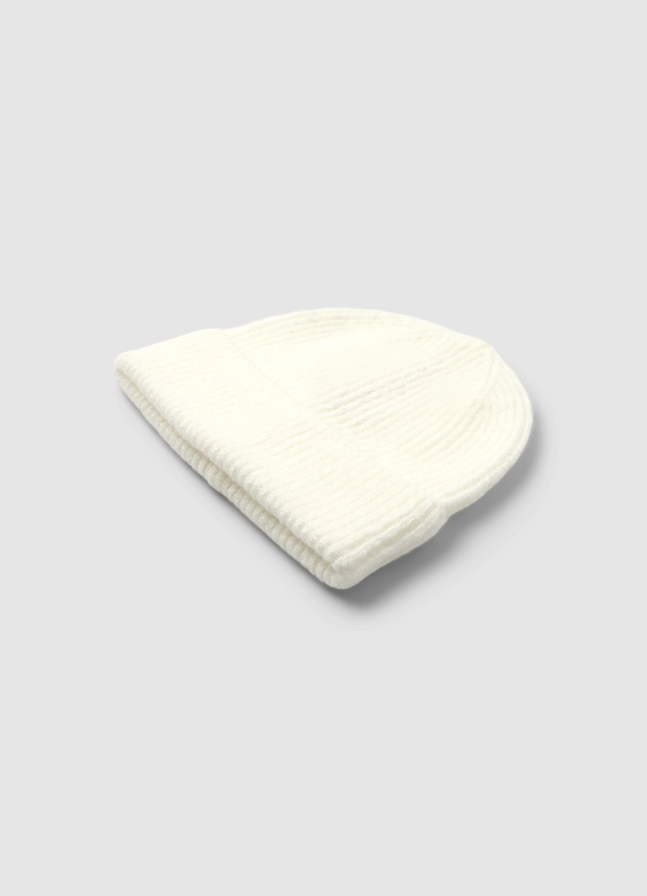 Small-Hat Woman Calliope st_a3