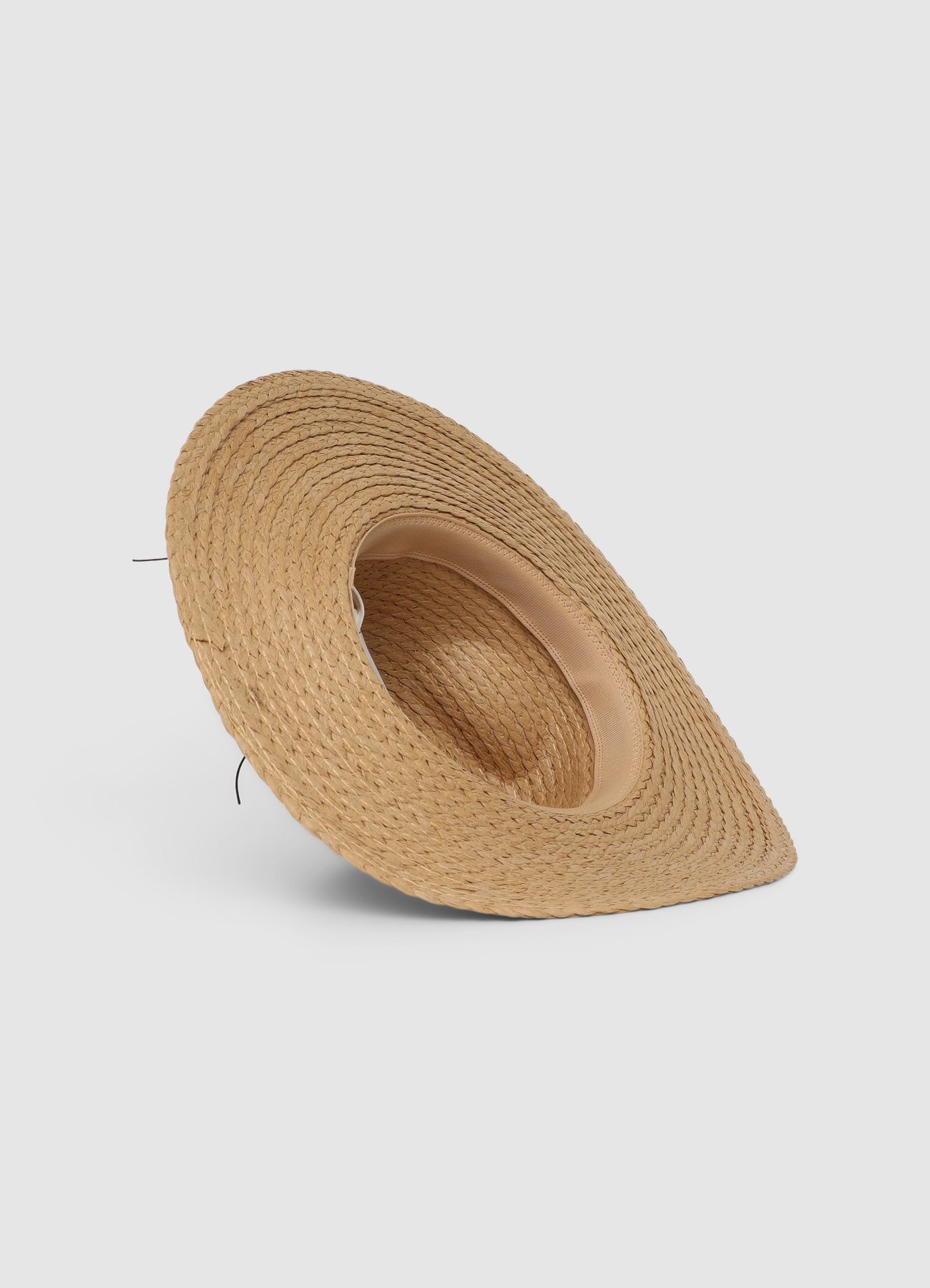 Small-Hat Woman Calliope st_a3